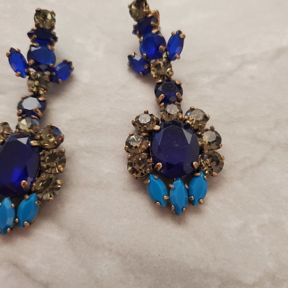 💖 J.Crew Blue Grey Rhinestones Crystals Cluster Statement Drop Dangle Earrings - Picture 5 of 9